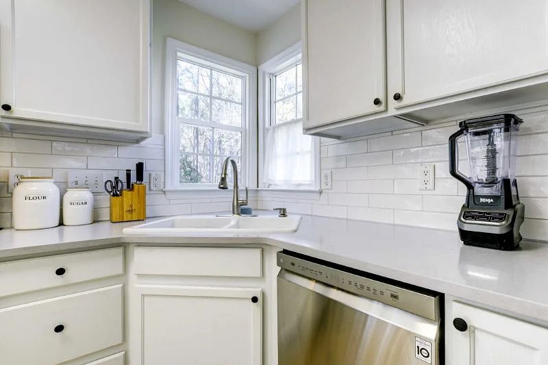 Furnished Finder property 552069_1 photo 13