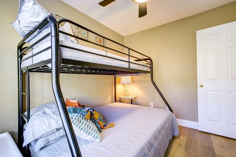 Furnished Finder property 552069_1 photo 23