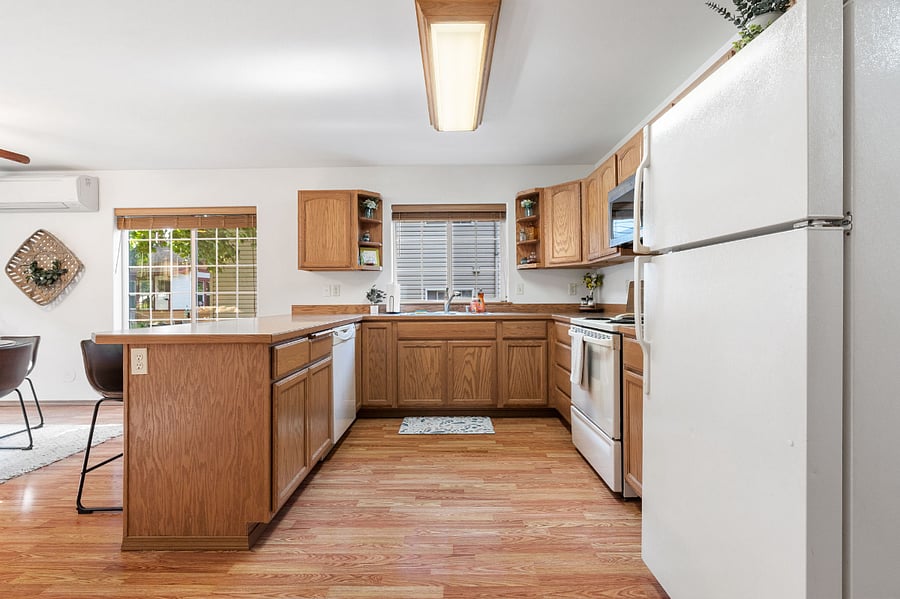 Furnished Finder property 552098_1 photo 11