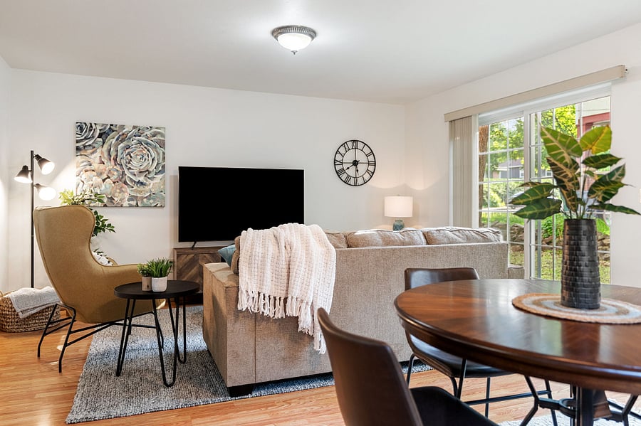 Furnished Finder property 552098_1 photo 3