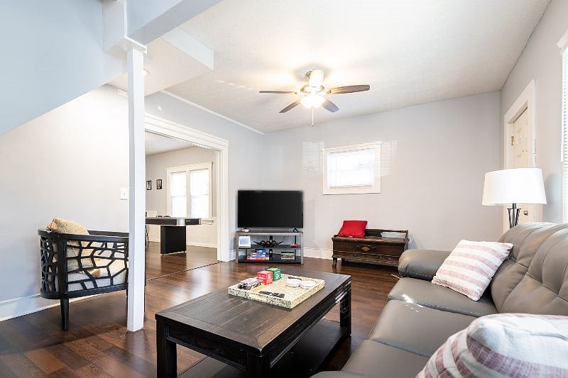 Furnished Finder property 552105_1 photo 3
