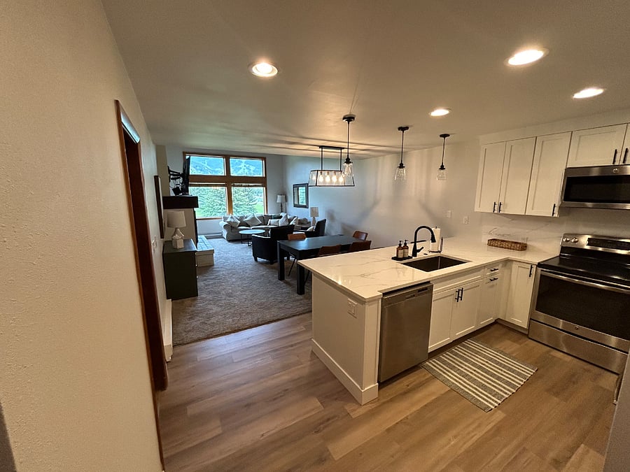 Furnished Finder property 552122_1 photo 2