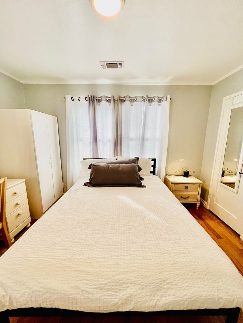 Furnished Finder property 552155_1 photo 12