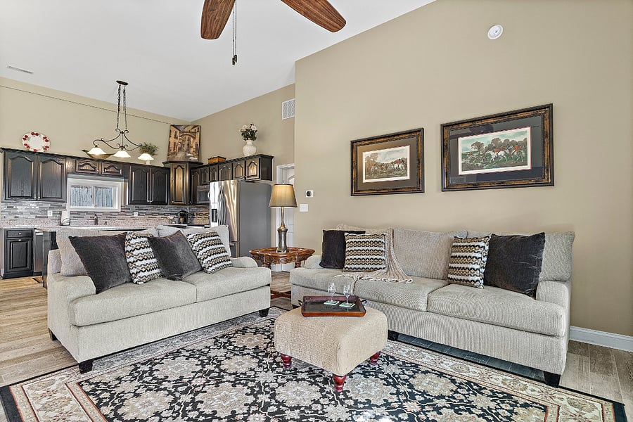 Furnished Finder property 552187_1 photo 1