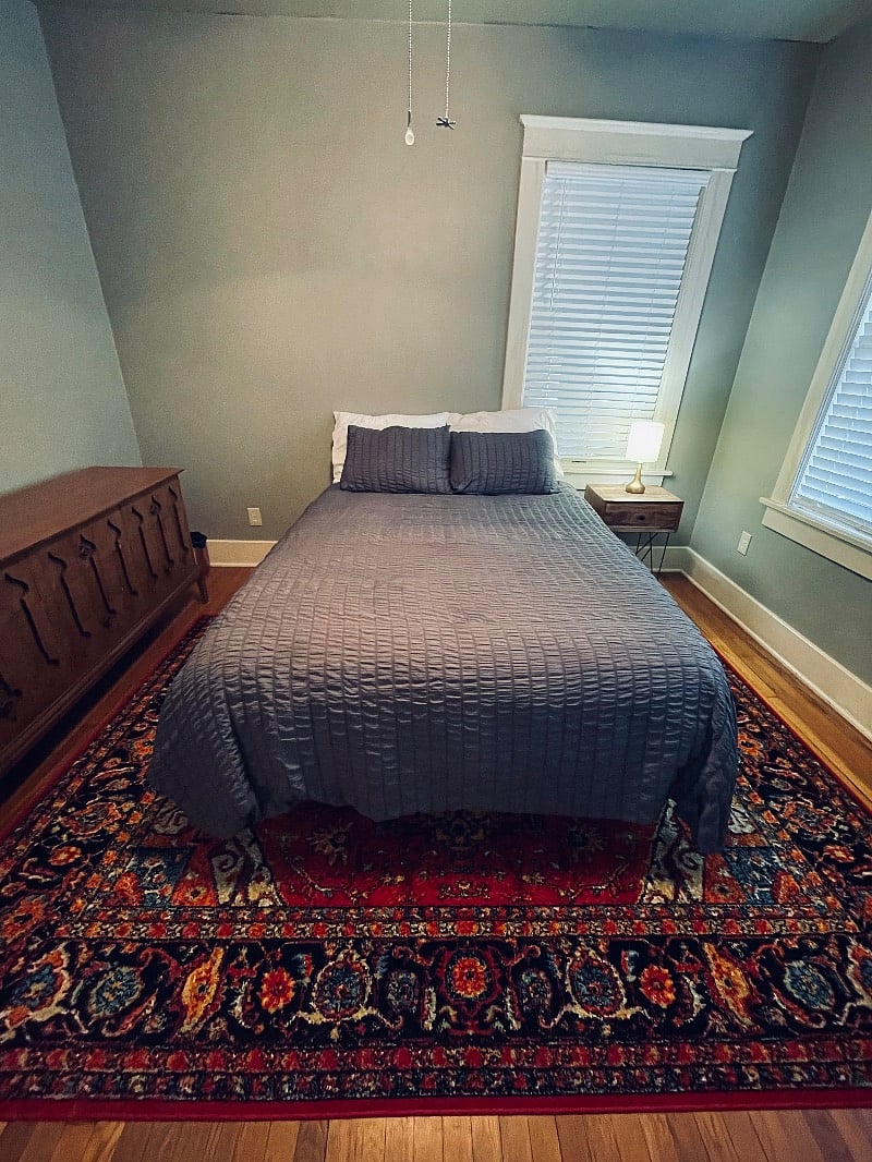 Bedroom 2 with Queen bed