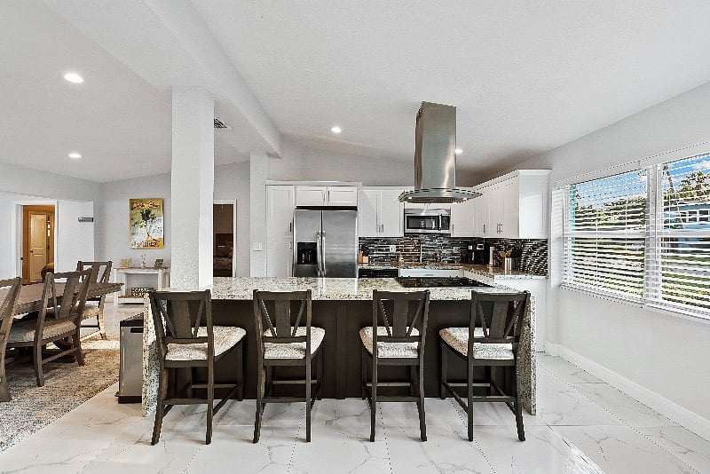 Furnished Finder property 552243_1 photo 3