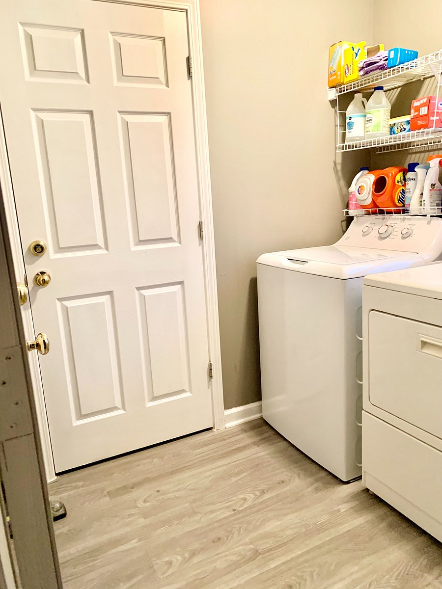 24x7 access to laundry room from the gym