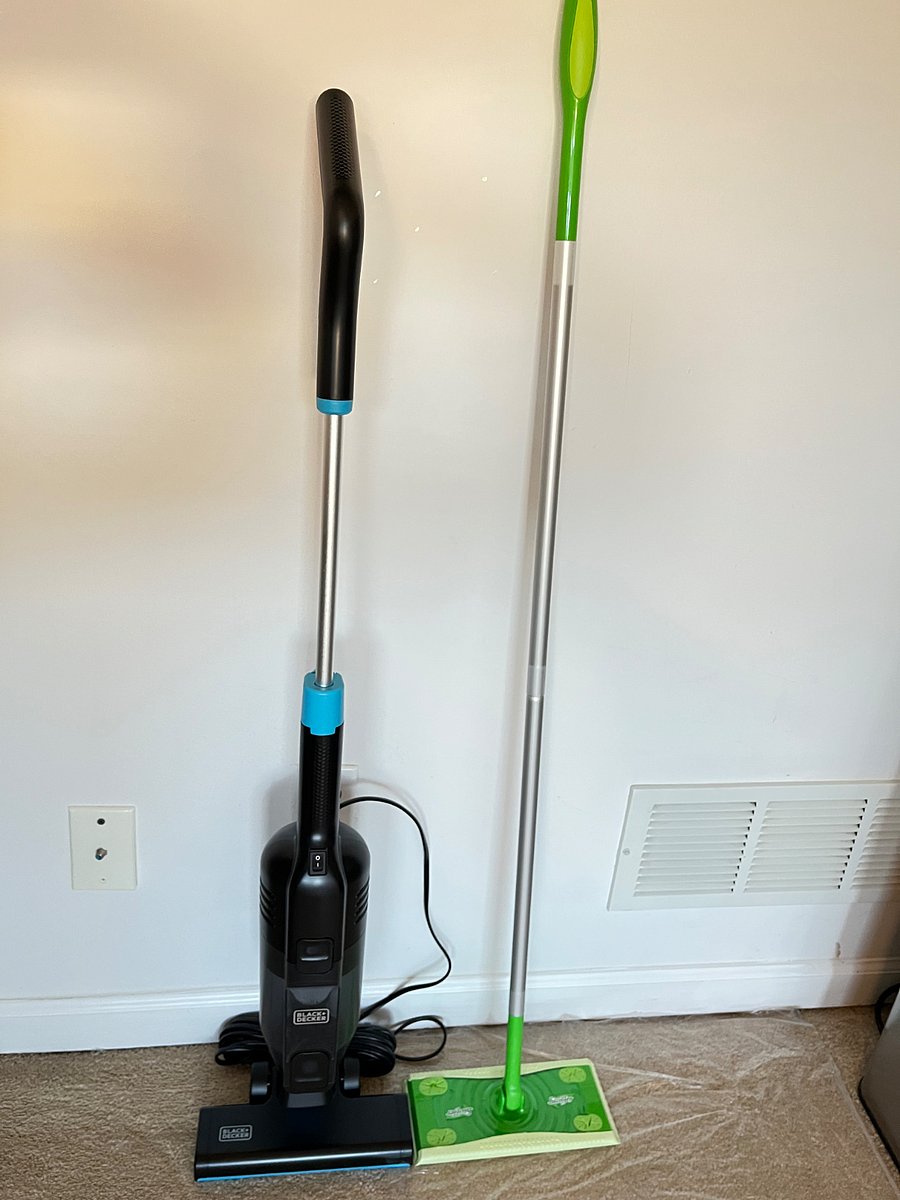 Black+Decker 3-in-1 vaccum Swiffer wet and dry mop