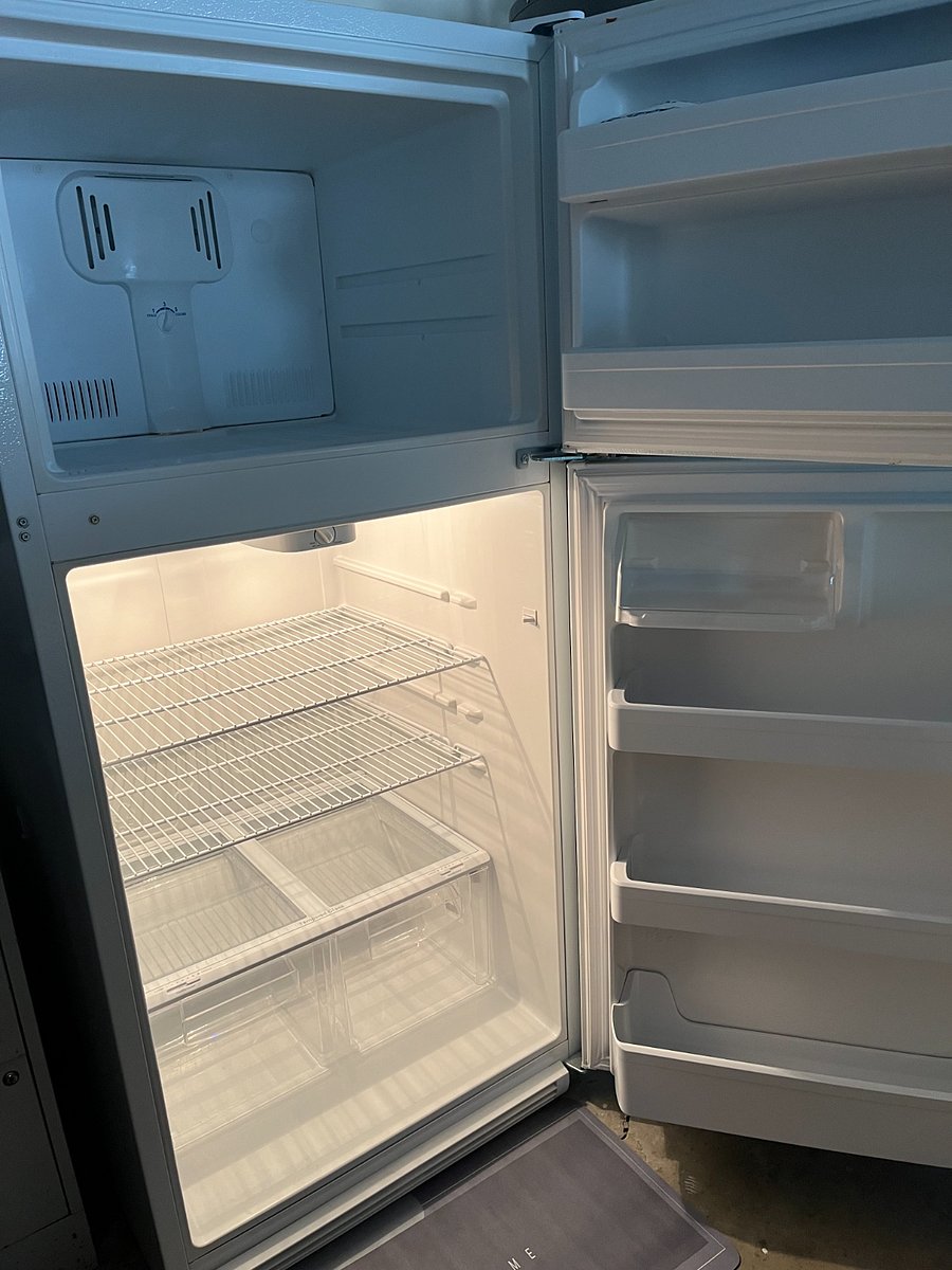 24x7 access to full size refrigerator and freezer in garage for added storage of larger items