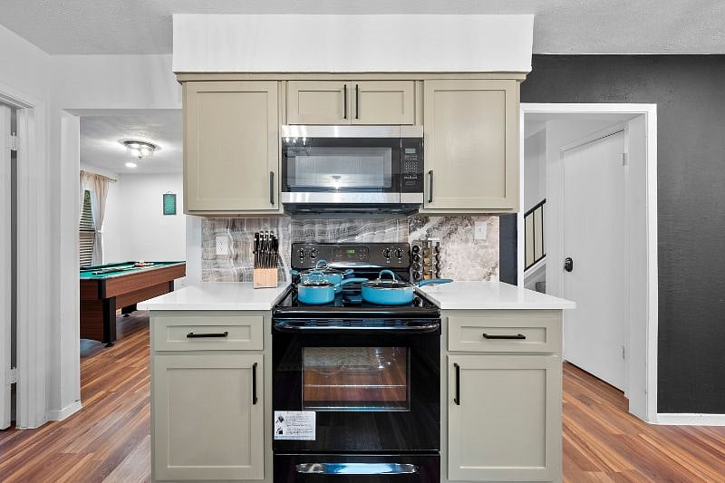 Furnished Finder property 552326_1 photo 25