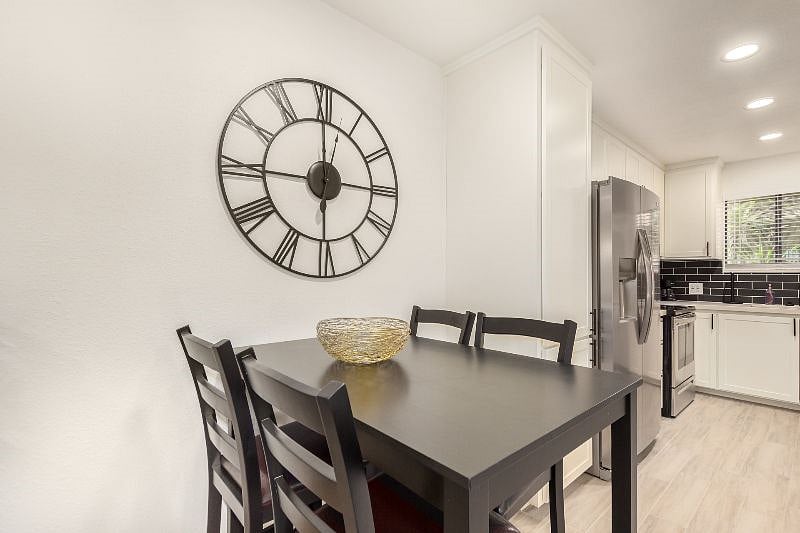 Furnished Finder property 552374_1 photo 5