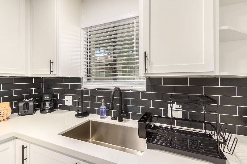 Furnished Finder property 552374_1 photo 6