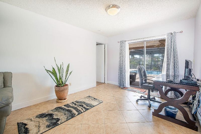 Furnished Finder property 552415_1 photo 9