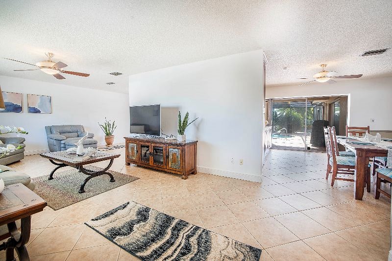 Furnished Finder property 552415_1 photo 13