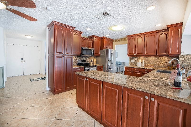 Furnished Finder property 552415_1 photo 15