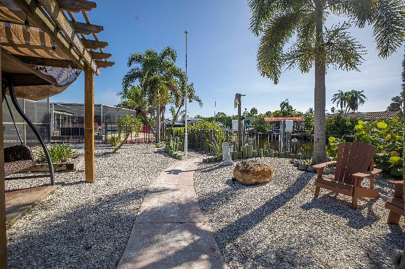 Furnished Finder property 552415_1 photo 23