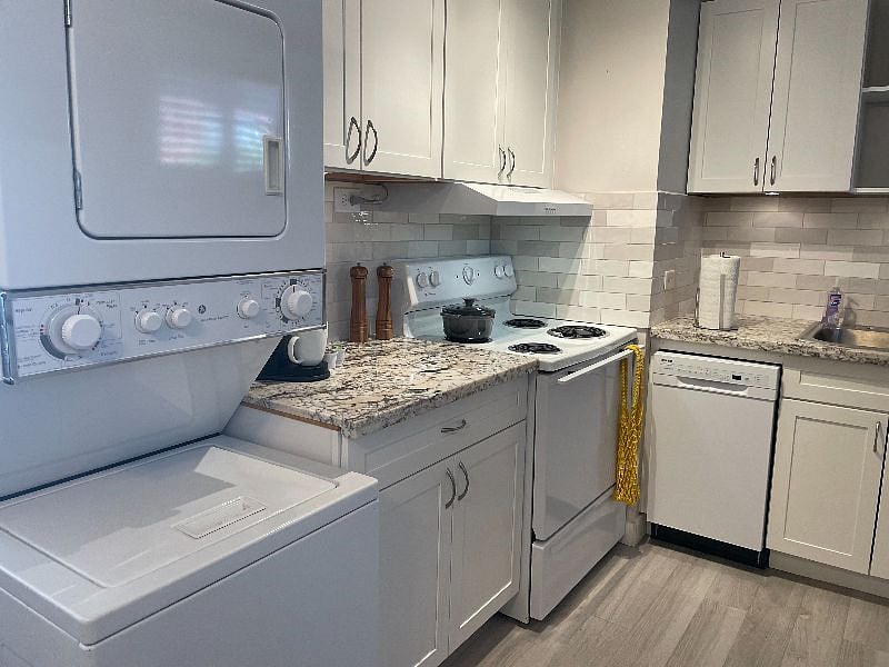Kitchen Unit 2