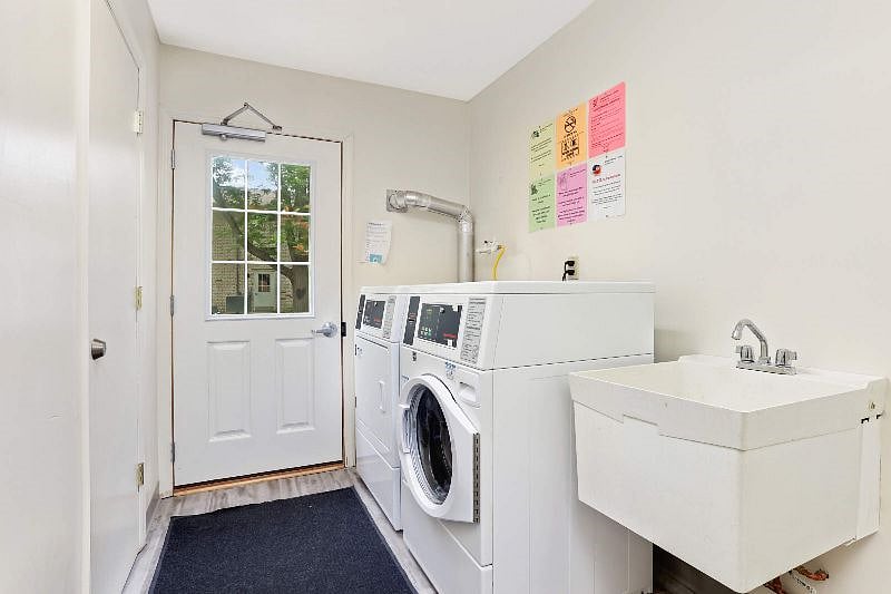 Furnished Finder property 552426_1 photo 19