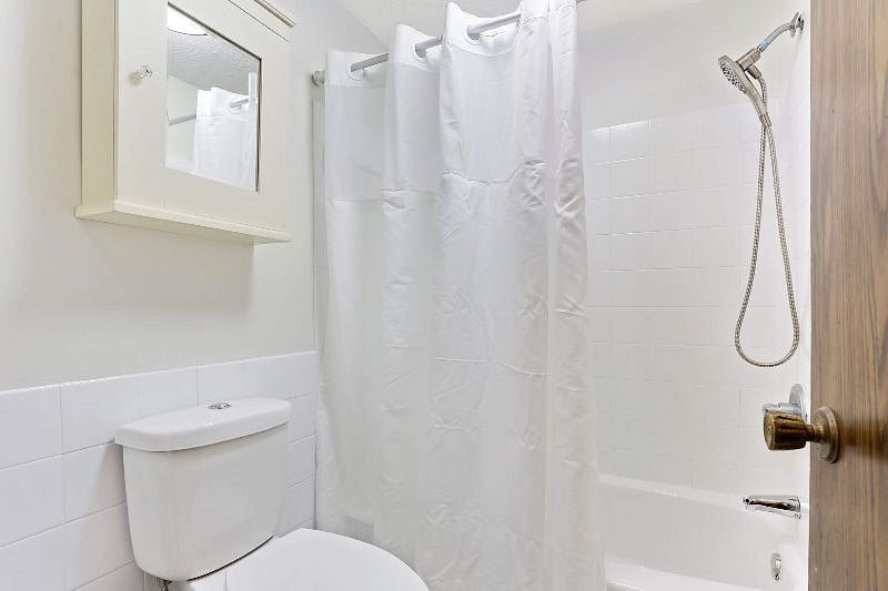 Furnished Finder property 552426_1 photo 20