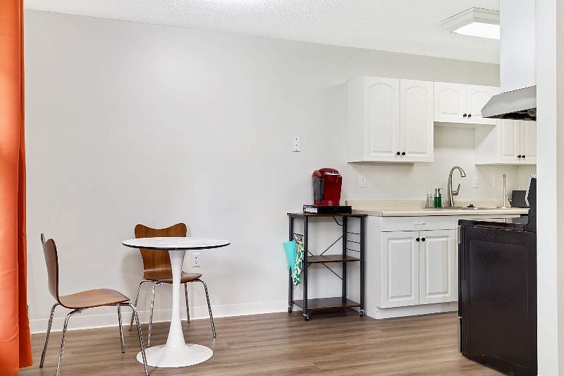 Furnished Finder property 552426_1 photo 6
