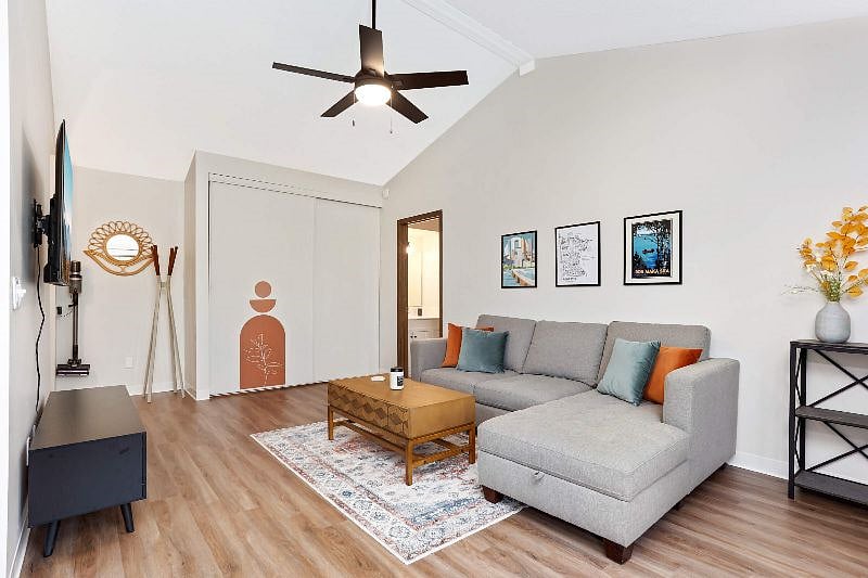Furnished Finder property 552426_1 photo 10