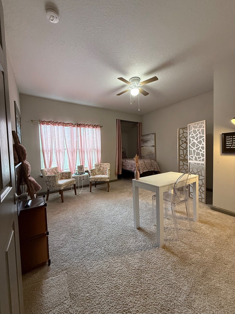 Furnished Finder property 552485_1 photo 32