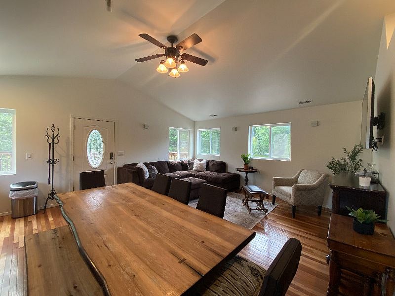Furnished Finder property 552495_1 photo 5