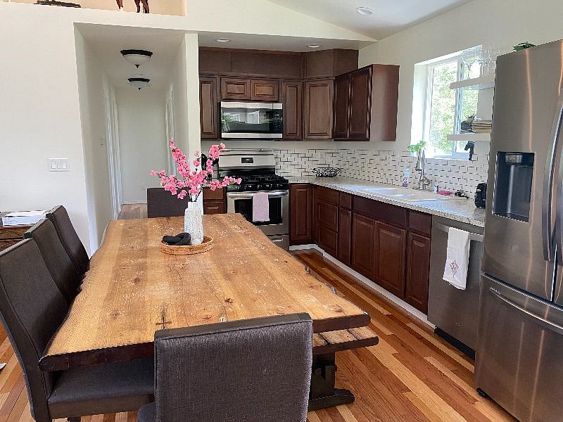 Furnished Finder property 552495_1 photo 7