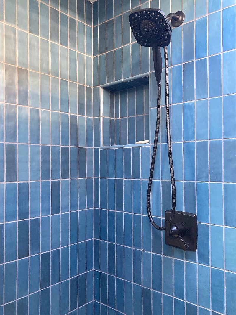 Indoor outdoor shower (shampoo and soaps provided)