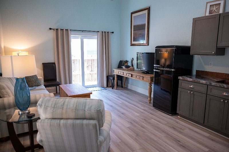 Furnished Finder property 552509_1 photo 6