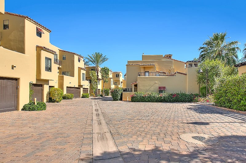 Furnished Finder property 552525_1 photo 32
