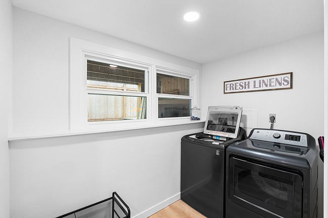 Furnished Finder property 552527_1 photo 3