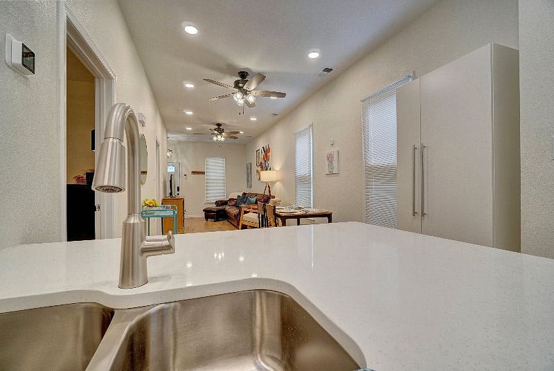 Furnished Finder property 552565_1 photo 7