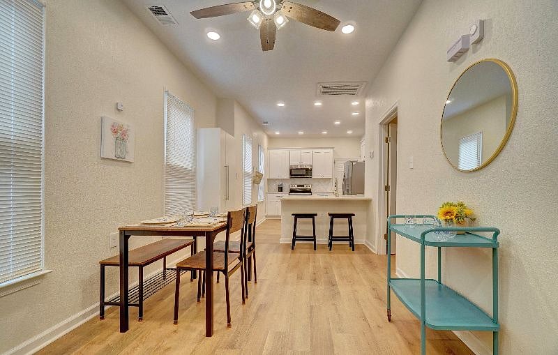 Furnished Finder property 552565_1 photo 9