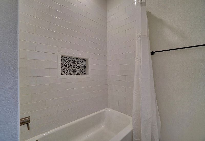 Furnished Finder property 552565_1 photo 15