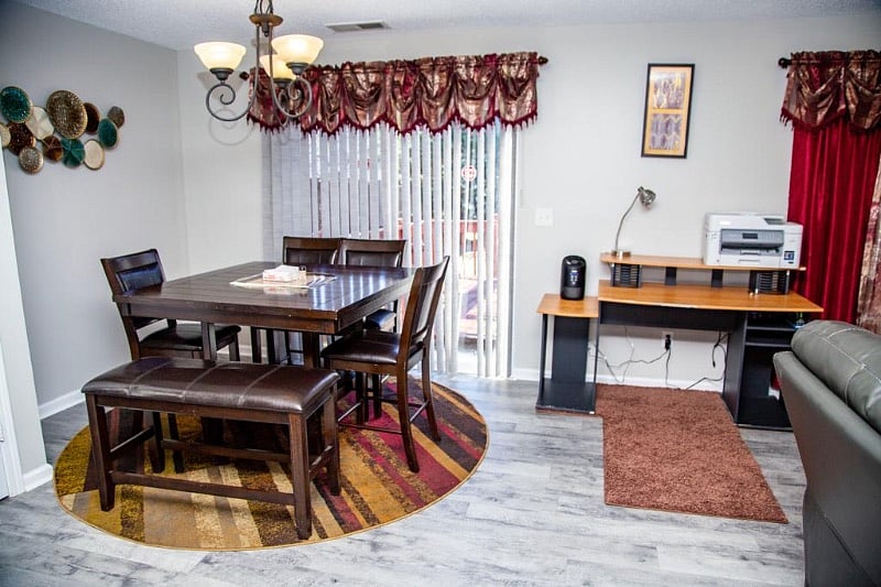 Furnished Finder property 552567_1 photo 3