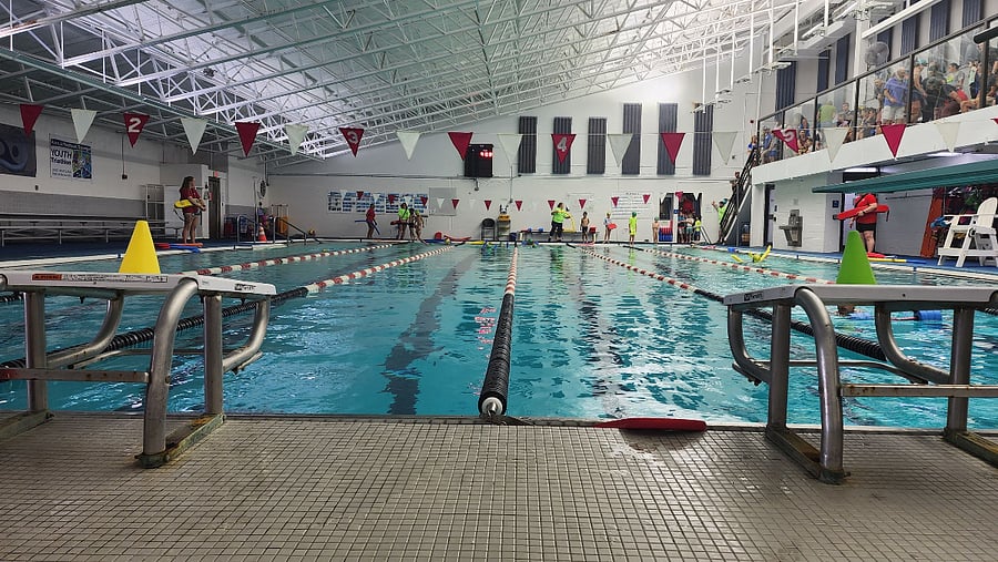 So. Ptld rec center pool, open to public for small fee. 1.5 miles from property.
