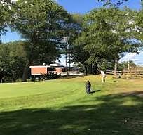 So. Ptld public golf course is just a few miles down the road.