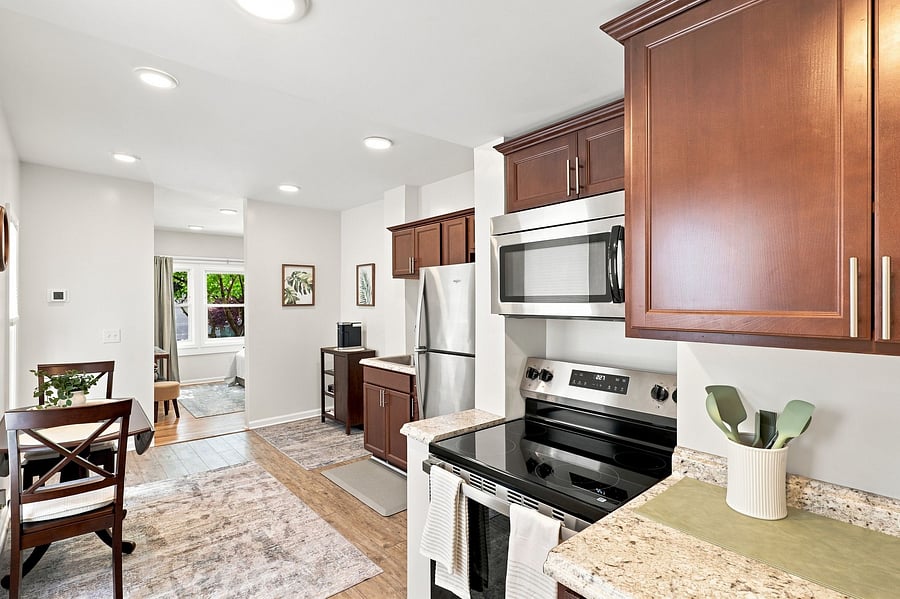 Furnished Finder property 552633_3 photo 7