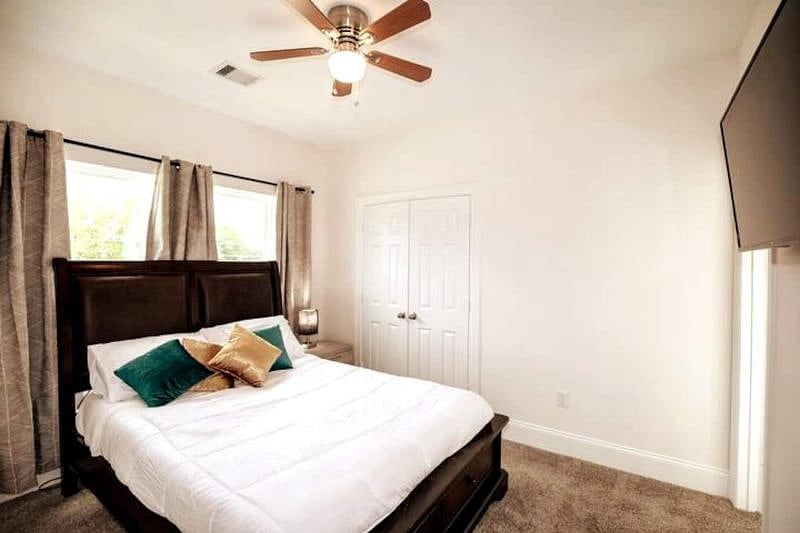 Furnished Finder property 552637_1 photo 6