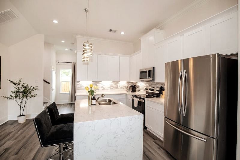Furnished Finder property 552637_1 photo 8