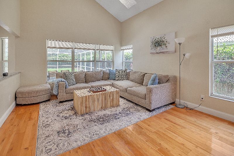 Furnished Finder property 552638_1 photo 5