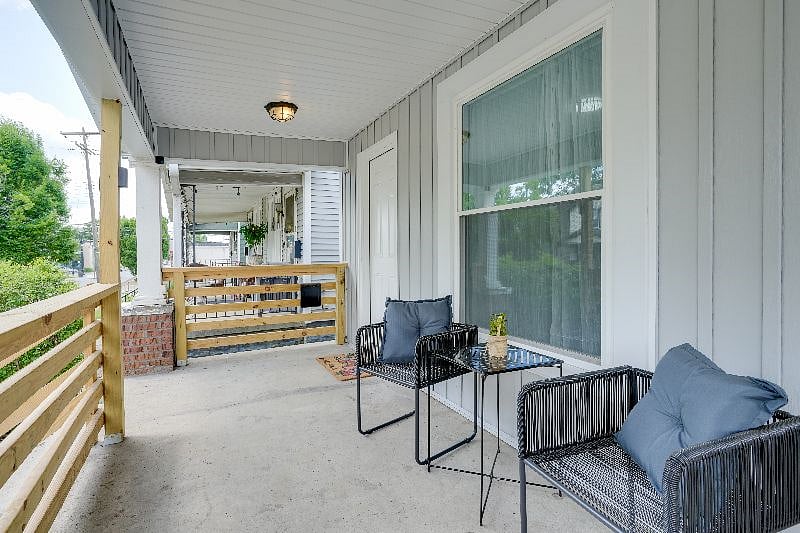 Shared Front Porch