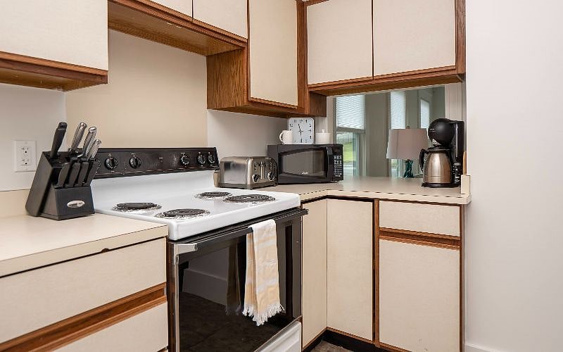 Fully stocked kitchen