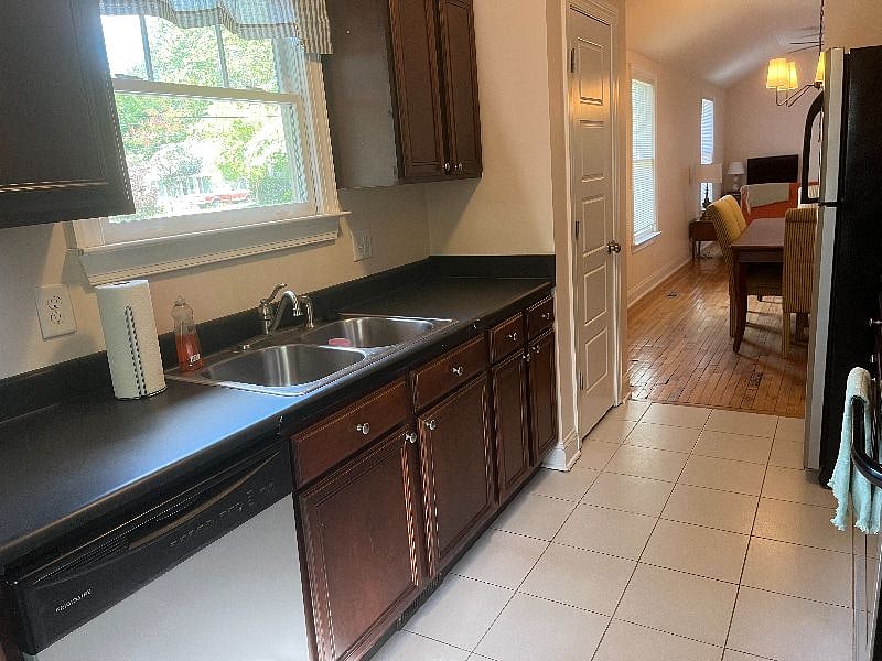 Furnished Finder property 552683_1 photo 8