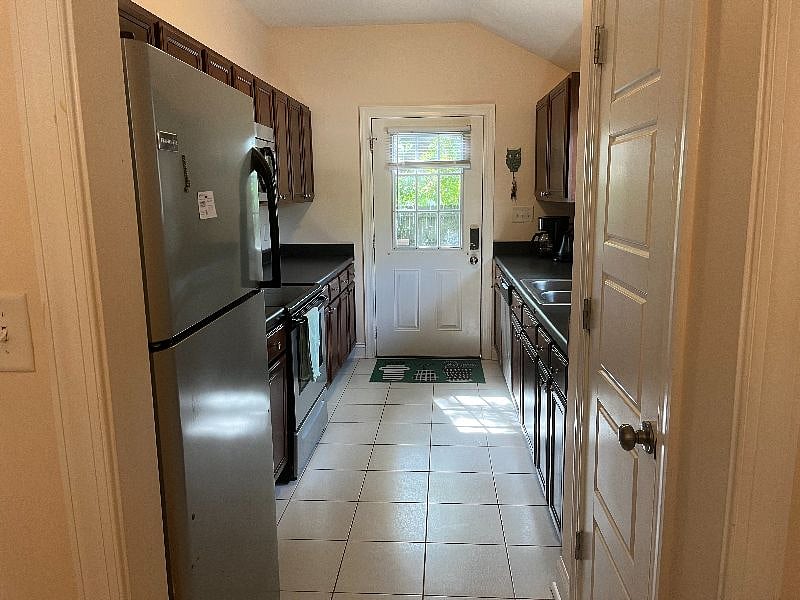 Furnished Finder property 552683_1 photo 6