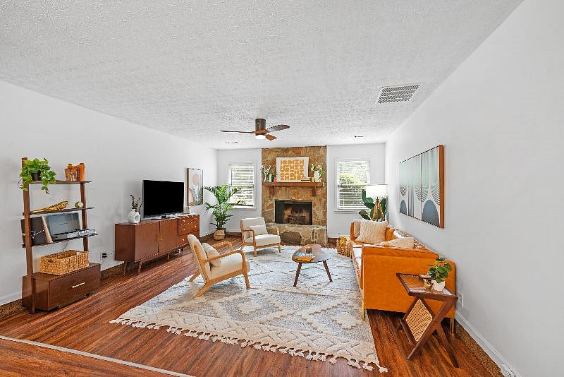 Furnished Finder property 552712_1 photo 4