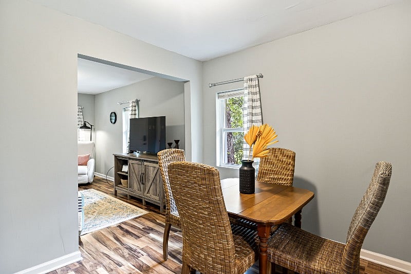 Furnished Finder property 552737_1 photo 16