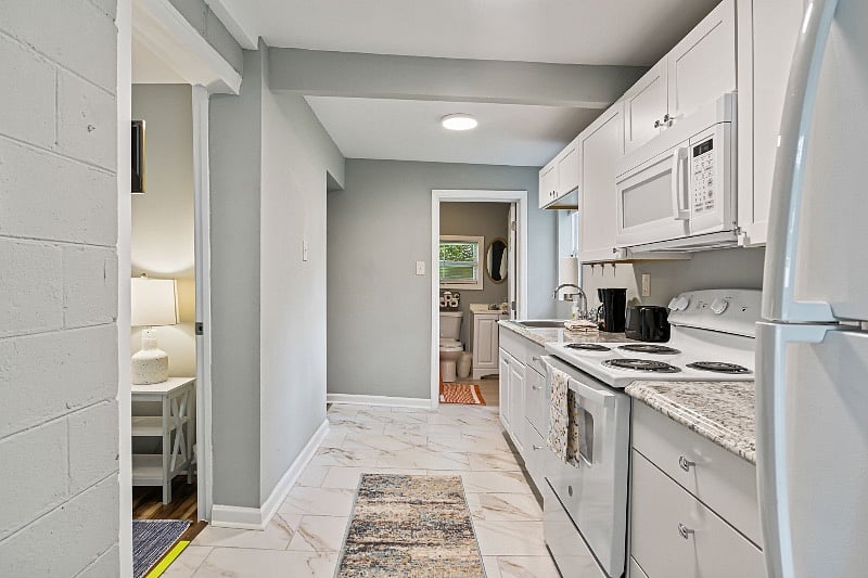 Furnished Finder property 552737_1 photo 22