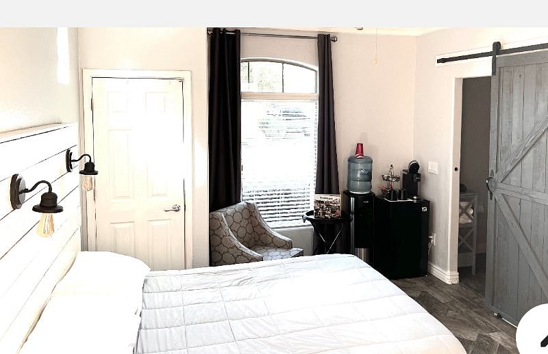 Furnished Finder property 552755_1 photo 6